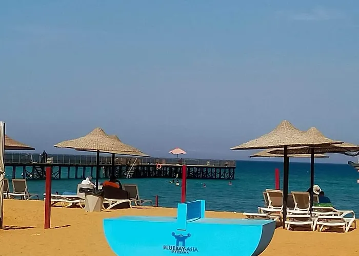 قرية بلو باي اسيا Blue Bay