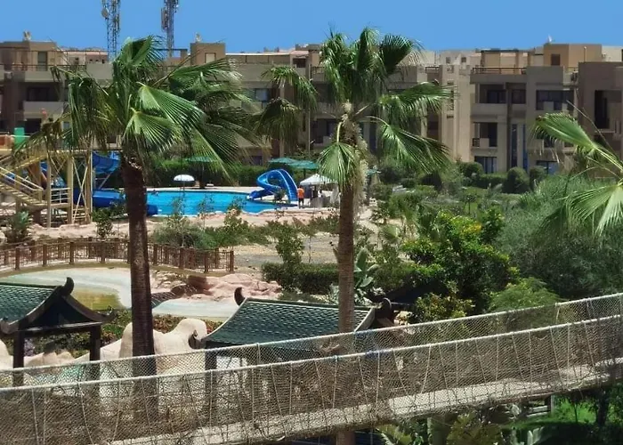 قرية بلو باي اسيا Blue Bay