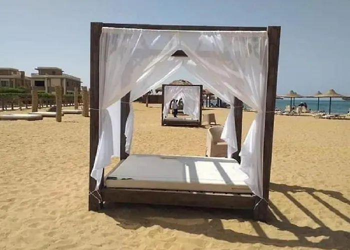 قرية بلو باي اسيا Blue Bay عين السخنة